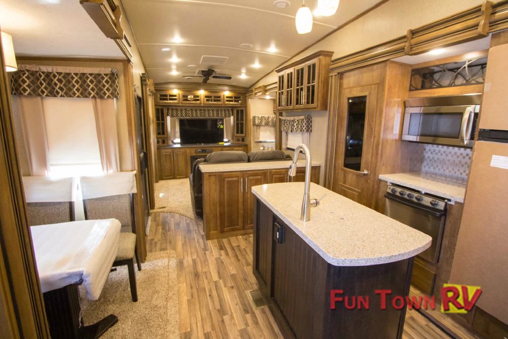 Coachmen Brookstone Interior