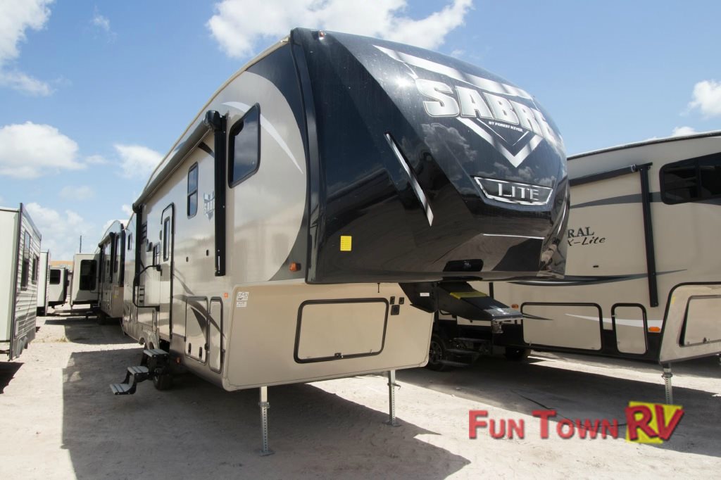 Forest River Sabre Lite Fifth Wheel