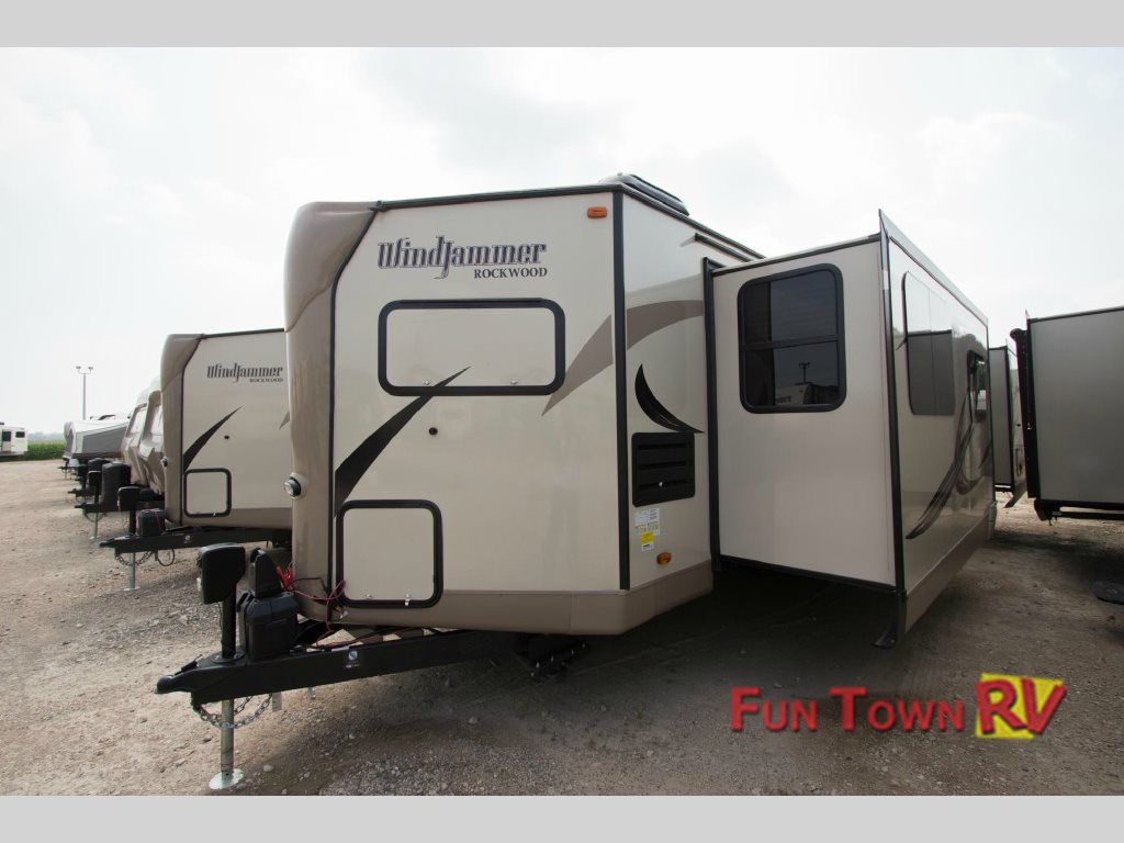 Forest River Rockwood Wind Jammer Travel Trailer