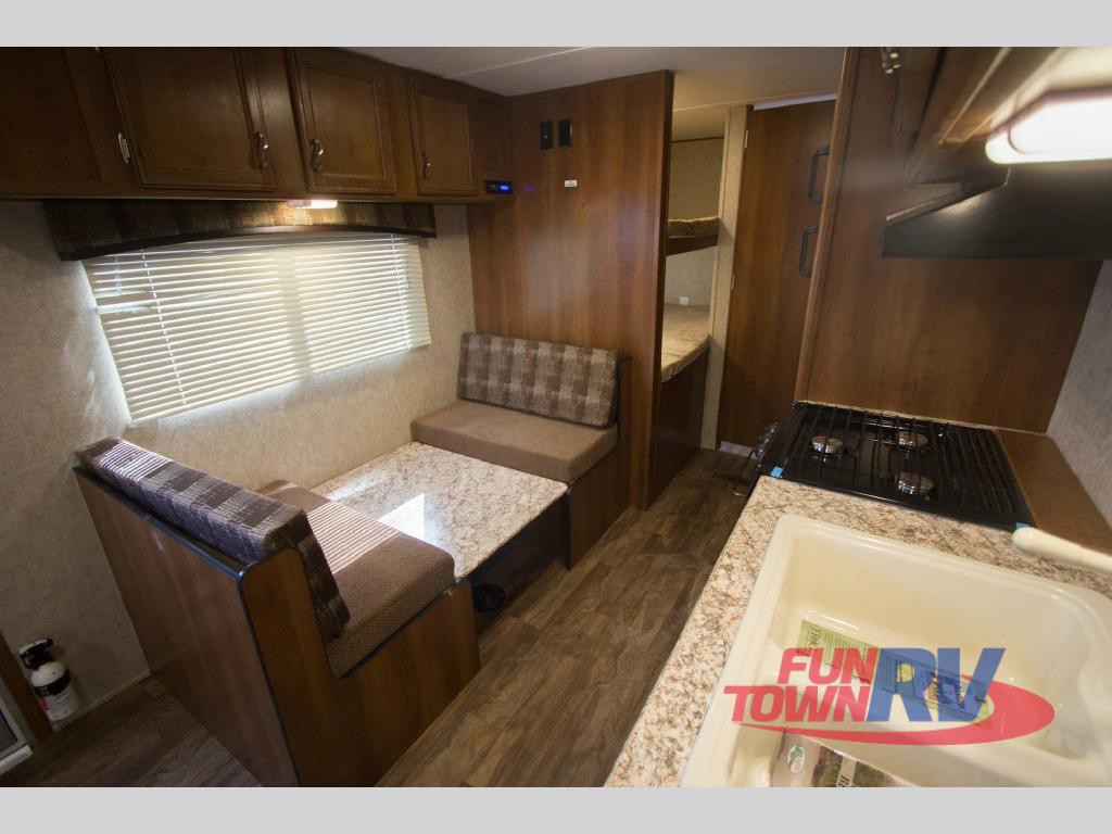 Prime Time Avenger ATI Travel Trailer Bunkhouse