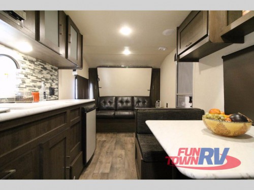 Forest River Wildwood 187RB Travel Trailer Interior